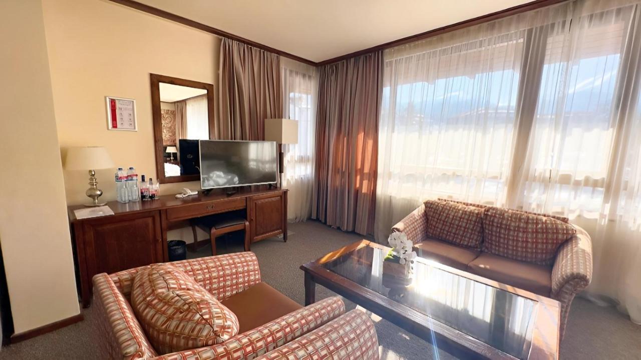 Platinum Hotel And Casino Bansko Esterno foto