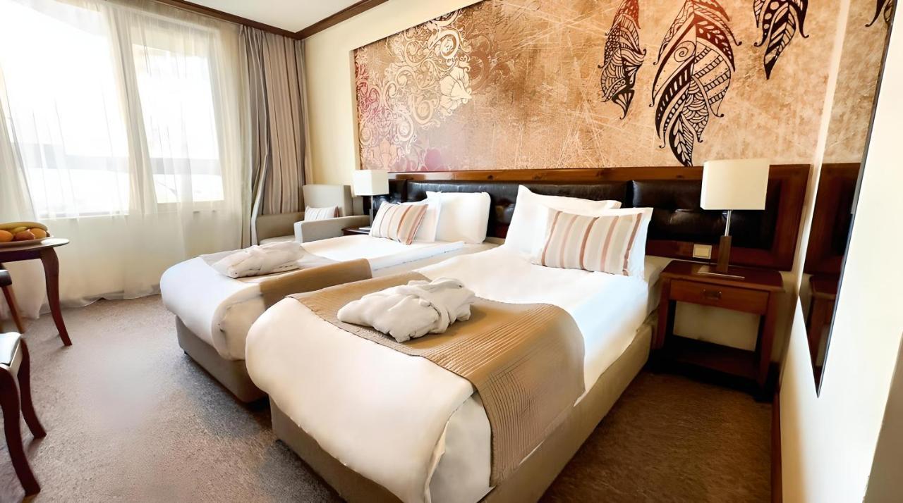 Platinum Hotel And Casino Bansko Esterno foto