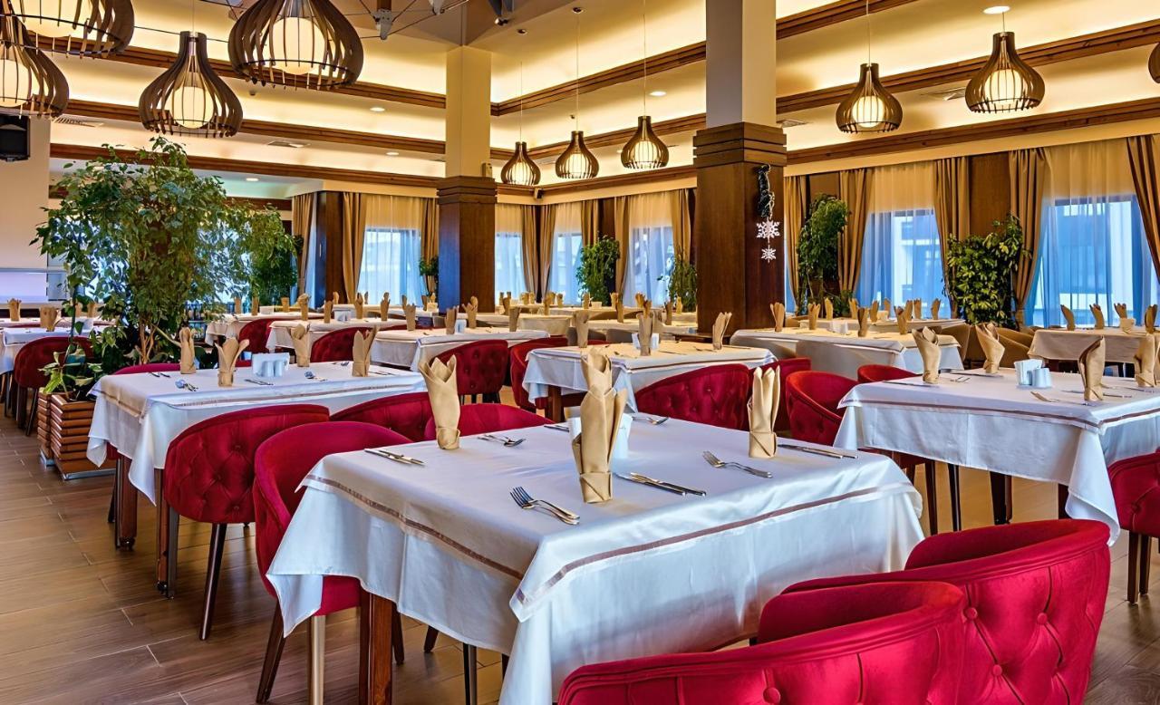 Platinum Hotel And Casino Bansko Esterno foto