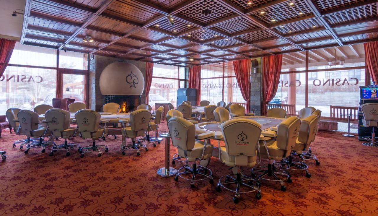 Platinum Hotel And Casino Bansko Esterno foto